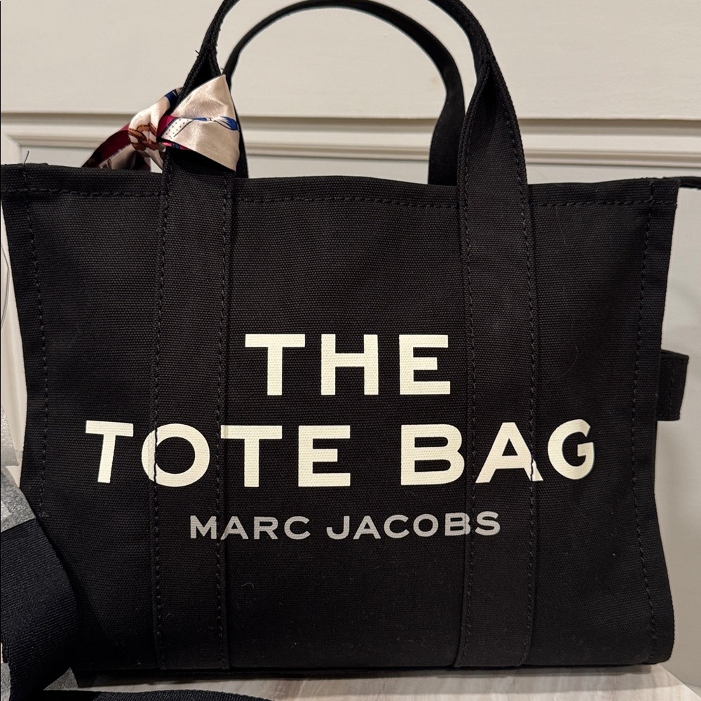 Marc Jacobs The Tote Bag Medium Canvas Black Tote Bag Crossbody NWT - Picture 5 of 17